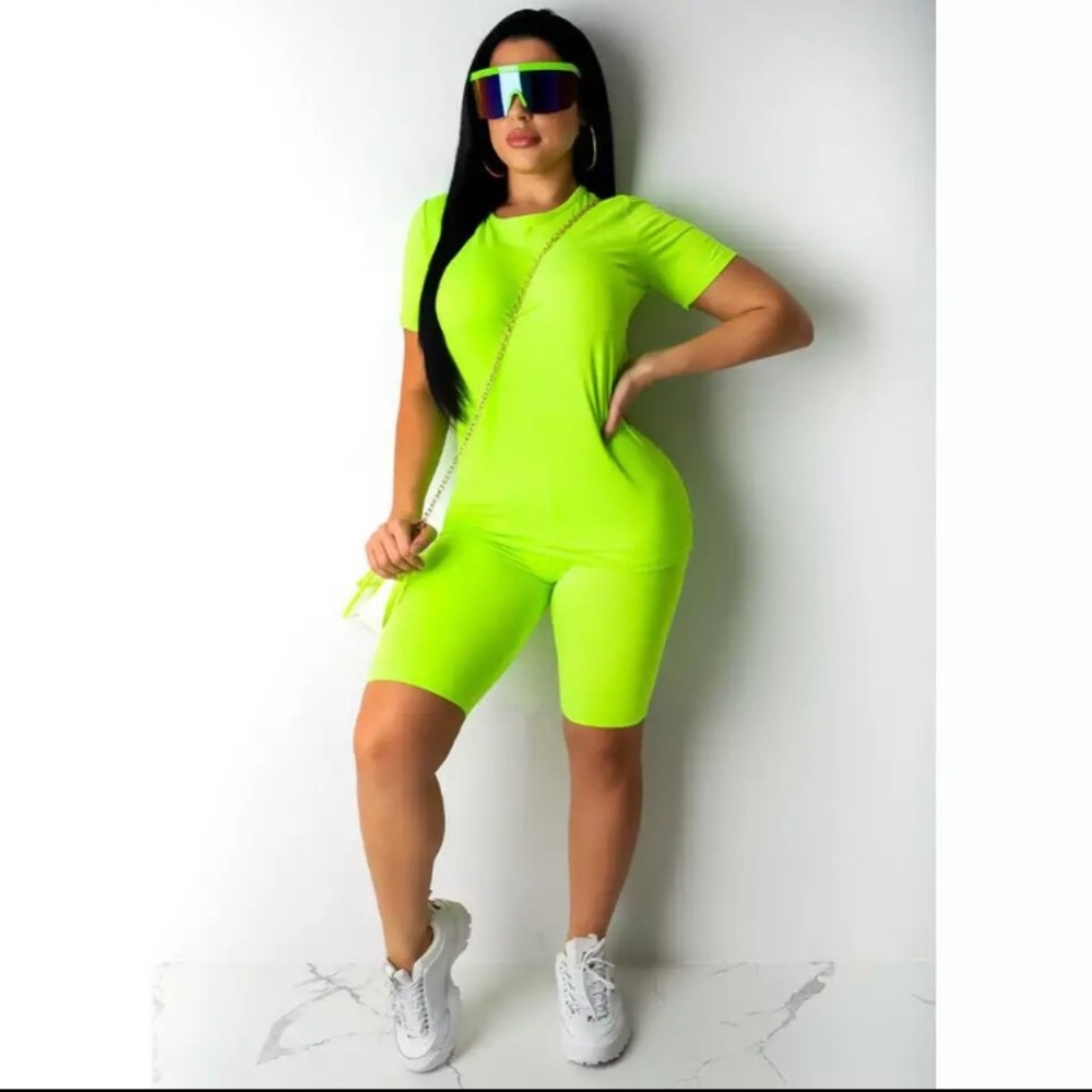 TWO PIECE BIKER SHORT SET